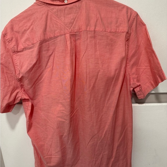 Tommy Hilfiger Men's Pink Button Down Shirt - Picture 2 of 4